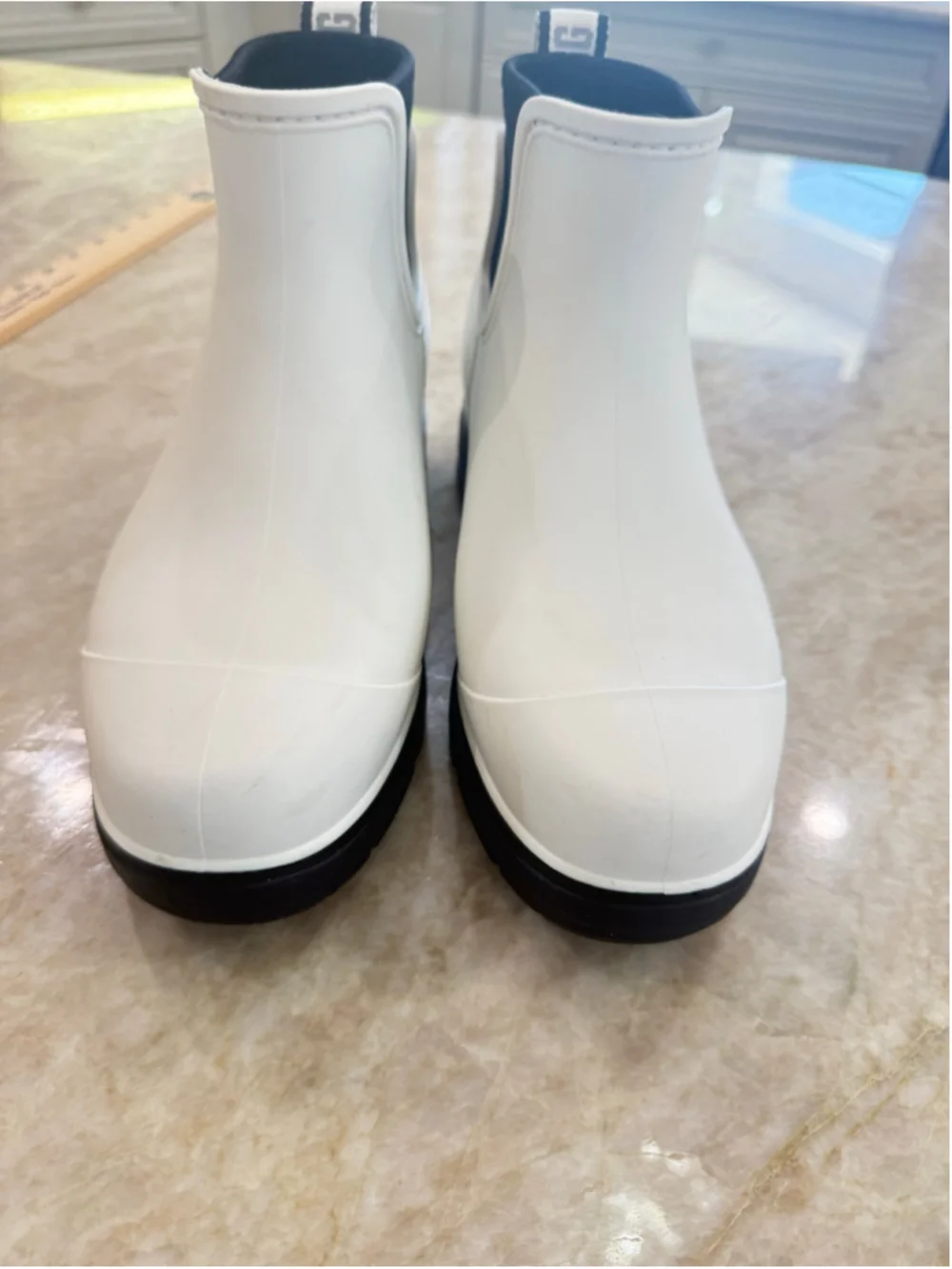 Women's UGG White & Black Winter & Rain Boots Size 9, rubber anti slip bottoms